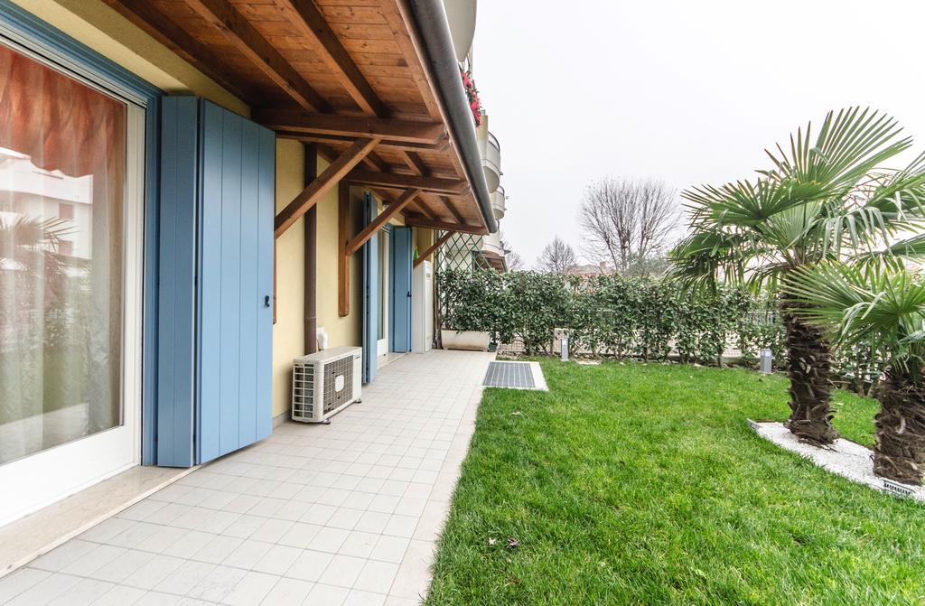 Elisa Piano Terra Con Giardino E Posto Incluso Apartment Caorle